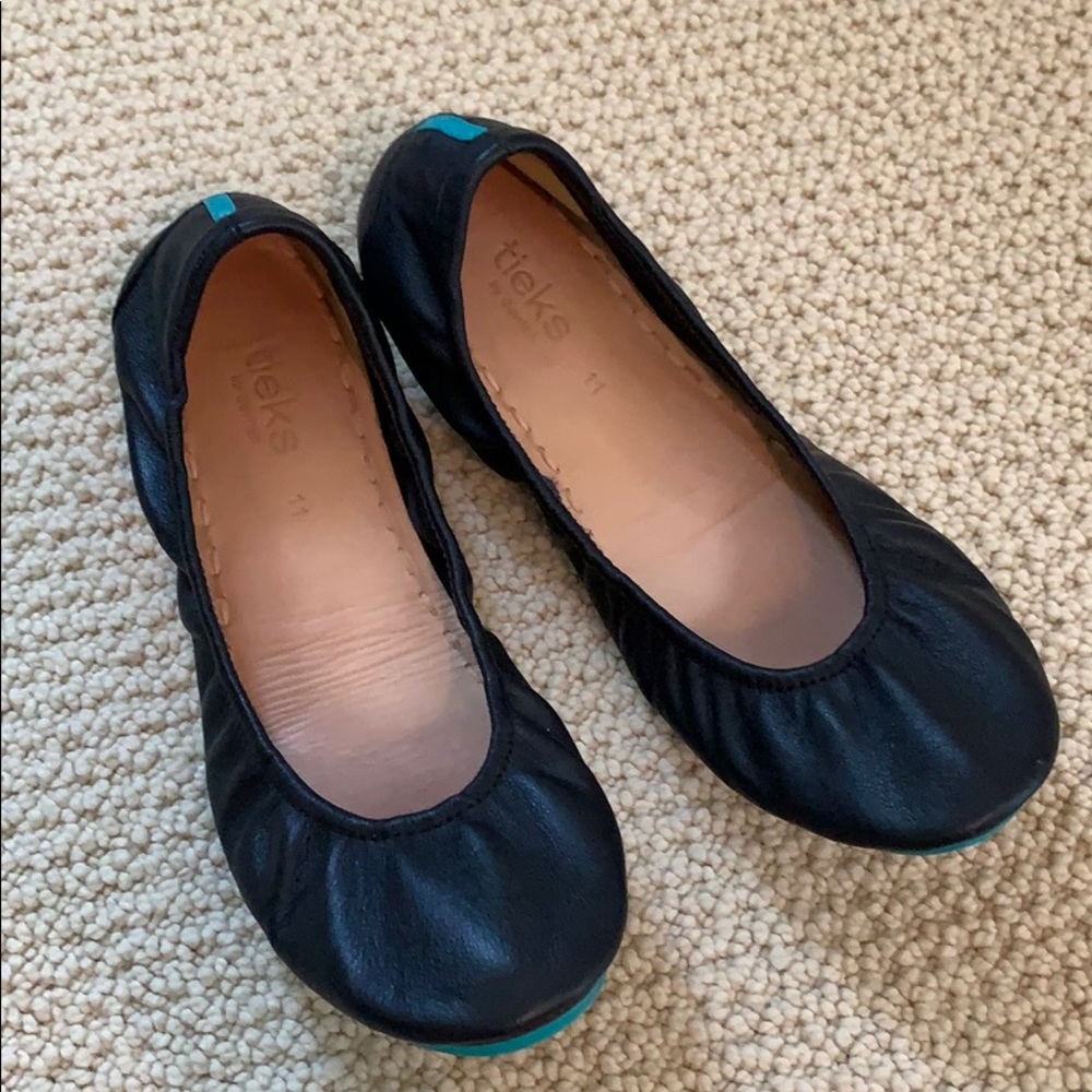 Black Tieks size 11